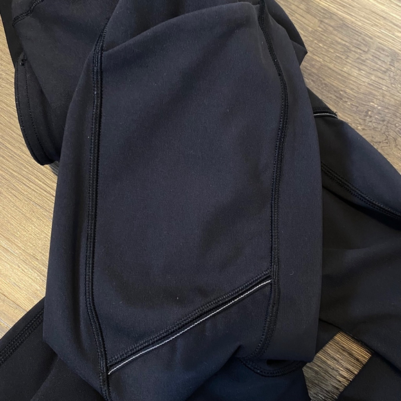 Lululemon Speed Up Tight *Full-On Luxtreme 28" Size 8 2018 release Black - Picture 10 of 13